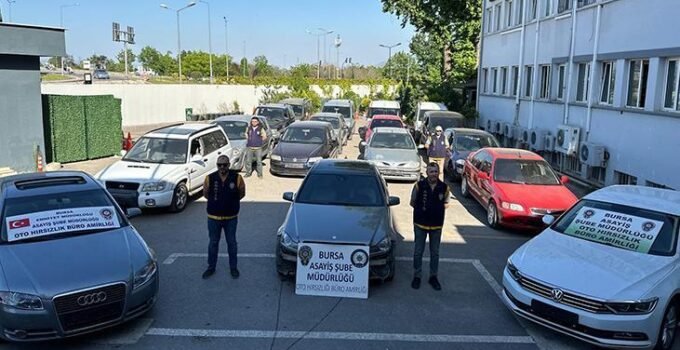 Lüks araç planı! İhbar geldi, eş zamanlı operasyon başladı