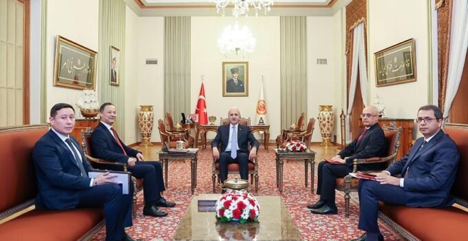 Meclis Başkanı Kurtulmuş, Kırgızistan’ın Ankara Büyükelçisi’ni kabul etti