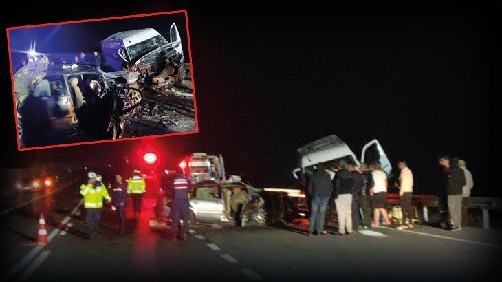 Yozgat’ta feci kaza! Minibüs otomobille çarpıştı: 3 ölü, 5 yaralı